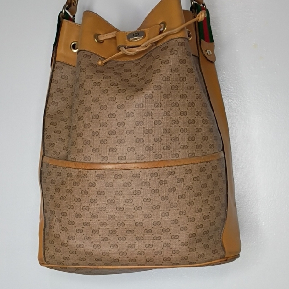 Vintage Gucci Micro GG Brown Tan Bucket Bag Crossbody Strap - Picture 5 of 16